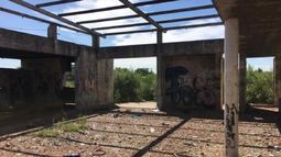 ESCENARIO. La construcción abandonada en la que se produjo el ataque..