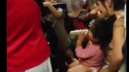 El video fue filmado por un pasajero y no tardó en viralizarse en redes sociales. El video fue filmado por un pasajero y no tardó en viralizarse en redes sociales.