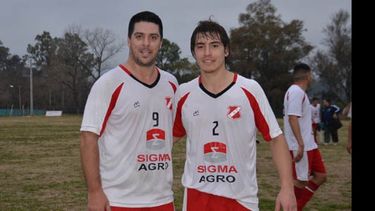 PUNTA A PUNTA. Souto y Folmer. Goleador y central, dos referentes del Rojo..