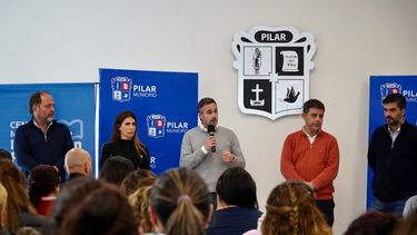 FORMACIÓN. El intendente Federico Achával lanzó la nueva propuesta educativa. &nbsp;