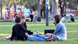 El Servicio Meteorológico Nacional anticipa una jornada de sol radiante con una temperatura máxima de 27°C en Pilar. Las lluvias volverían el lunes. El Servicio Meteorológico Nacional anticipa una jornada de sol radiante con una temperatura máxima de 27°C en Pilar. Las lluvias volverían el lunes.
