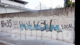 Los carteles ya invitan a los aspirantes a la nueva policía..