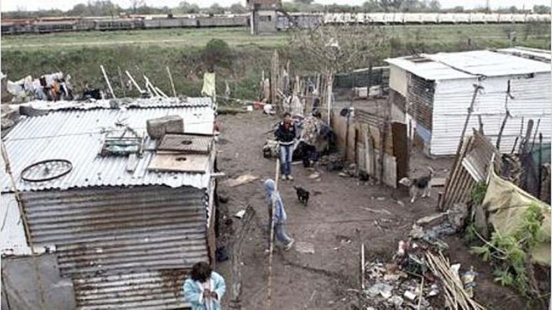 AUMENTO. El 2018 terminó con una pobreza del 32%..