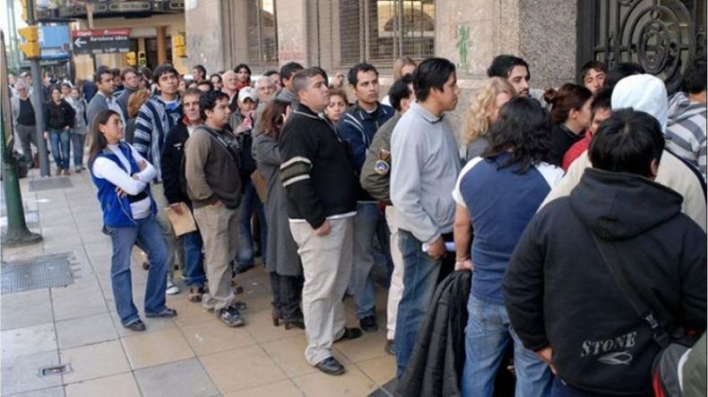 PREOCUPACIÓN. El desempleó creció a 10,1% en el primer trimestre..