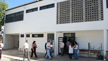 ¿CADA DÍA CUENTA? En Provincia prometen que el lunes habrá sillas..