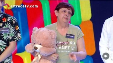 Teresa fue con el oso de peluche de su nieta, como amuleto y se llevó los 2 millones. .