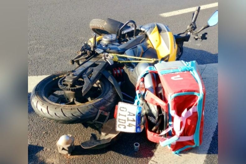 KM 46. El repartidor de alimentos accidentado fue trasladado al Hospital Central de Pilar.&nbsp;