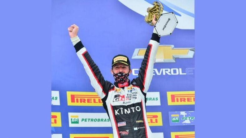 Matías Rossi en el podio..