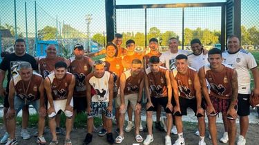 TRABAJO. El plantel del futsal del Metalero espera por la pretemporada.