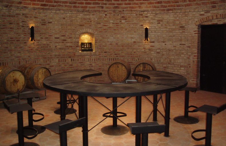 Bodegas Al Este - Villarino. (noticiasmercedinas.com)..jpg