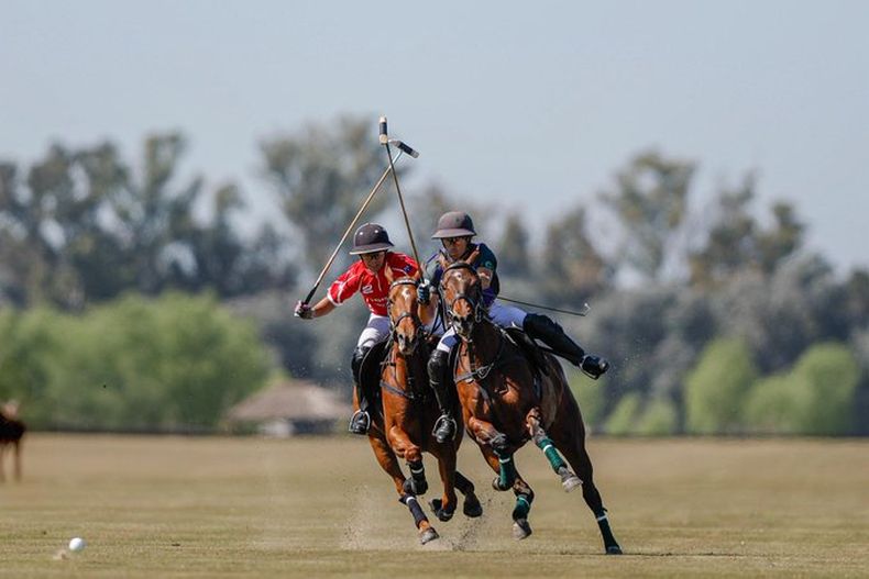 PRIMERO. La Hache ganó los dos partidos de la Zona B.