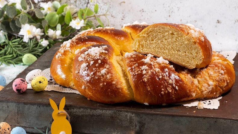 La Pascua está llena de simbolismos gastronómicos. (youtube.com)..jpg