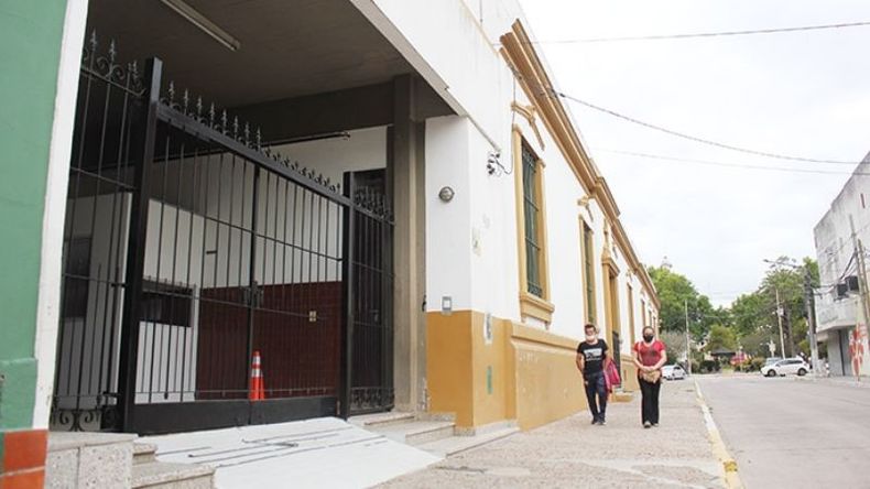 INSTITUTO PARROQUIAL. Uno de los colegios denunciados por SADOP..