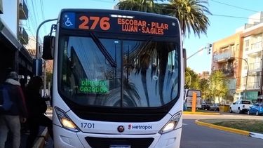 SERVICIO. La línea 276, una de las que paró durante este jueves. &nbsp;