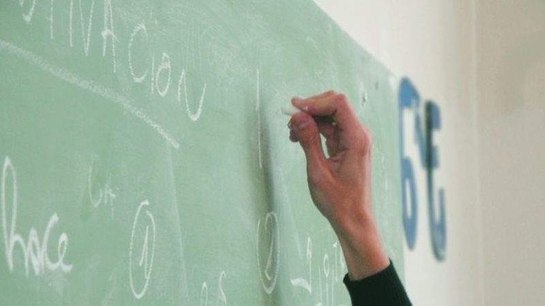 Online. Por primera vez, los docentes tomarán cargos por internet. .