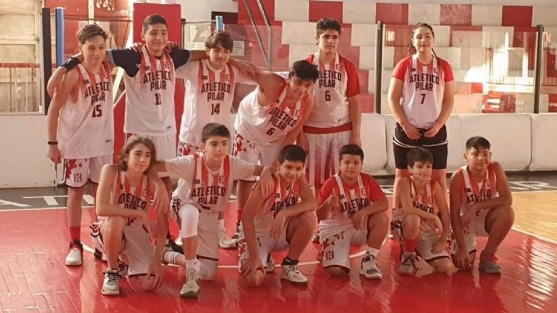 TRIUNFO. La Sub 13 del Rancho hizo su estreno con victoria 85-31..