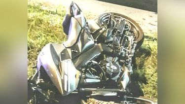 El motociclista sufrió importantes heridas por las que tuvo que ser hospitalizado.&nbsp;