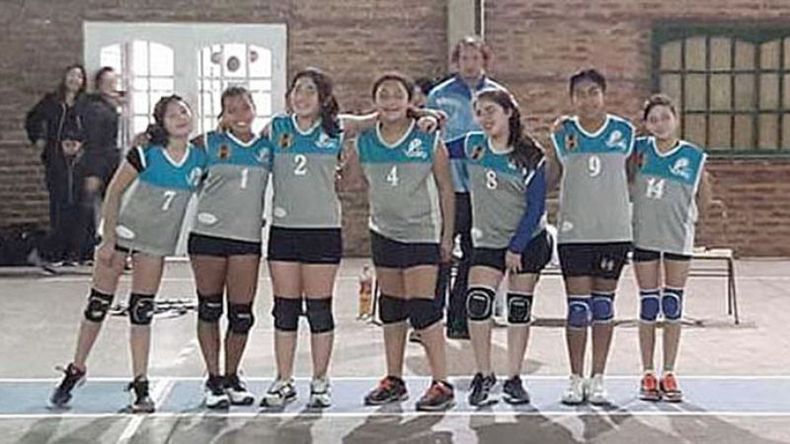 VICTORIA. La Sub 13 de la Escuela Derqui ganó 2-1..