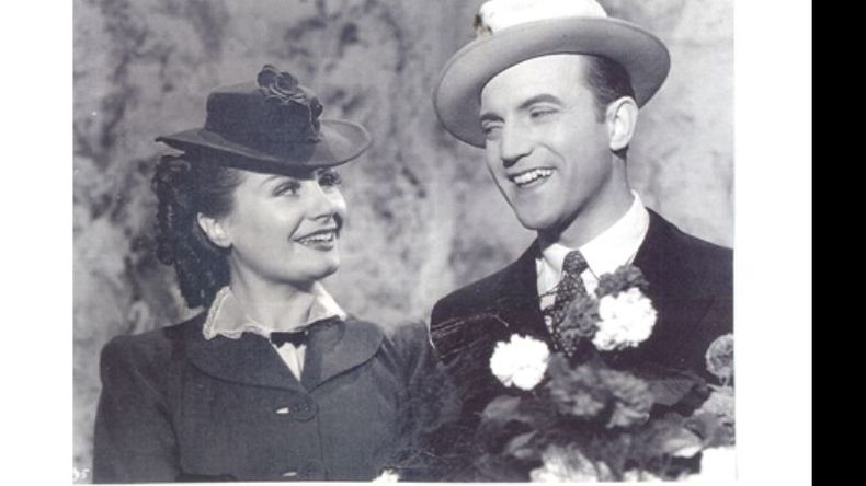 Niní Marshall y Pablo Palitos, durante una escena de “La Mentirosa”..