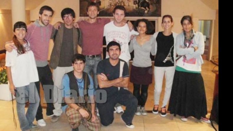 El elenco de La Comedia del Pilar prepara su próxima obra..