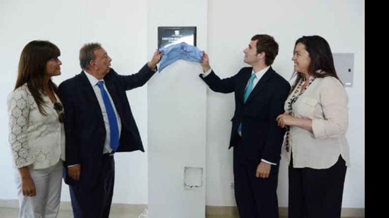 Zúccaro y Achával inauguraron la nueva oficina de Empleo..