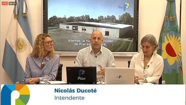 EN VIVO. Ducoté, flanqueado por Leguizamón y Paz, en la transmisión de ayer..
