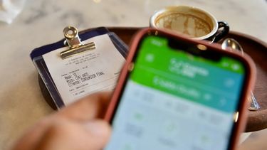 Cuenta DNI del Banco Provincia mantiene importantes descuentos en ferias, farmacias, perfumerías y supermercados, con reintegros y promociones vigentes. Cuenta DNI del Banco Provincia mantiene importantes descuentos en ferias, farmacias, perfumerías y supermercados, con reintegros y promociones vigentes.