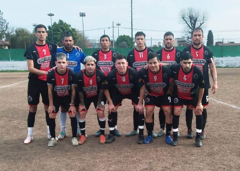 EQUIPO. Villa Rosa se juega ante su gente la chance de ser único líder.