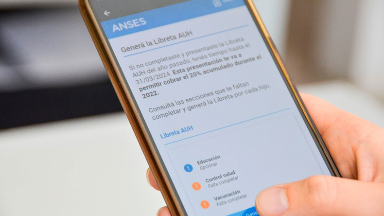 Conocé cómo presentar la Libreta de la Asignación Universal por Hijo (AUH) de forma digital y cuáles son los beneficios de realizar este trámite online.