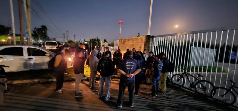 El Sindicato de Papeleros denuncia despidos de trabajadores que se afiliaron recientemente.
