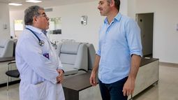 SALUD. Achával recorrió el Centro Cardiovascular que, desde hace meses, funciona en el Hospital Central de Pilar. SALUD. Achával recorrió el Centro Cardiovascular que, desde hace meses, funciona en el Hospital Central de Pilar.