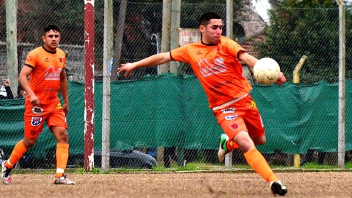 Zelaya se pone al día buscando llegar a la cima