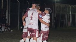 FESTEJO. Monterrey regresa a la cancha buscando el triunfo que lo deje líder. FESTEJO. Monterrey regresa a la cancha buscando el triunfo que lo deje líder.