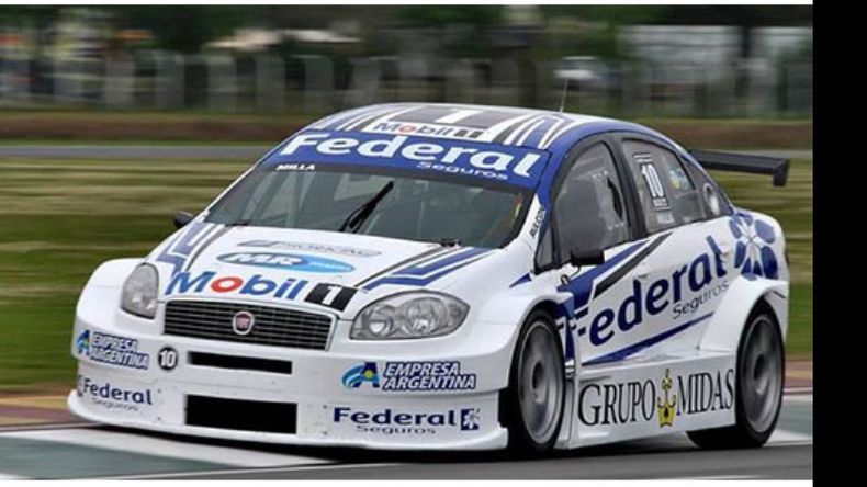 Matías Milla está a un paso de su primer título en autos con techo..