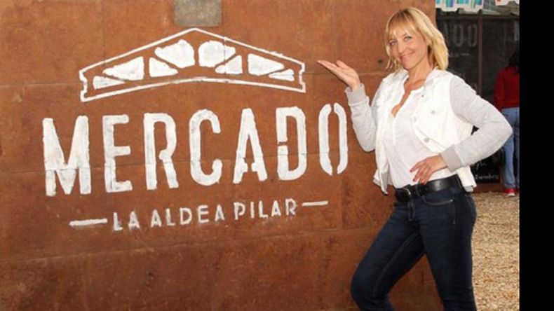 BIENVENIDOS. Jimena Monteverde, organizadora de Mercado La Aldea. Ayer se realizó la 3ª edición con oferta gastronómica, de productos y entretenimiento. Se puede visitar hasta hoy..