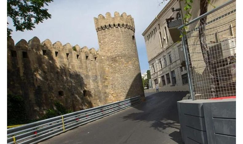 Este fin de semana, Colapinto se enfrentará a la temida curva del castillo.&nbsp;