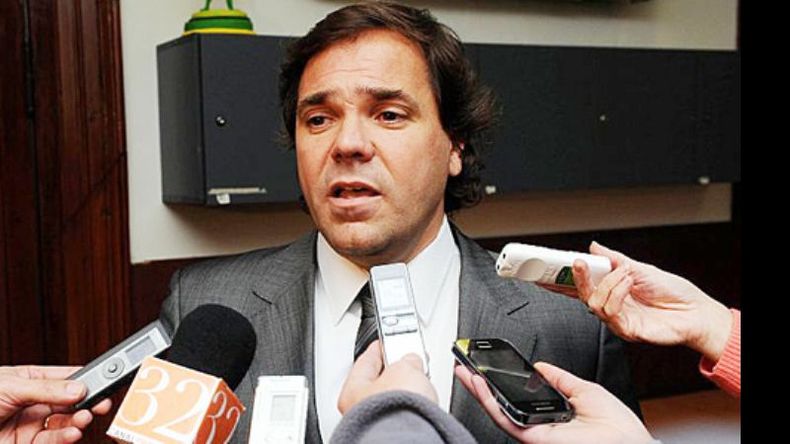 Alberto Pérez se reunirá hoy con representantes de los municipios..