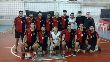 Derqui se impuso 3-0..