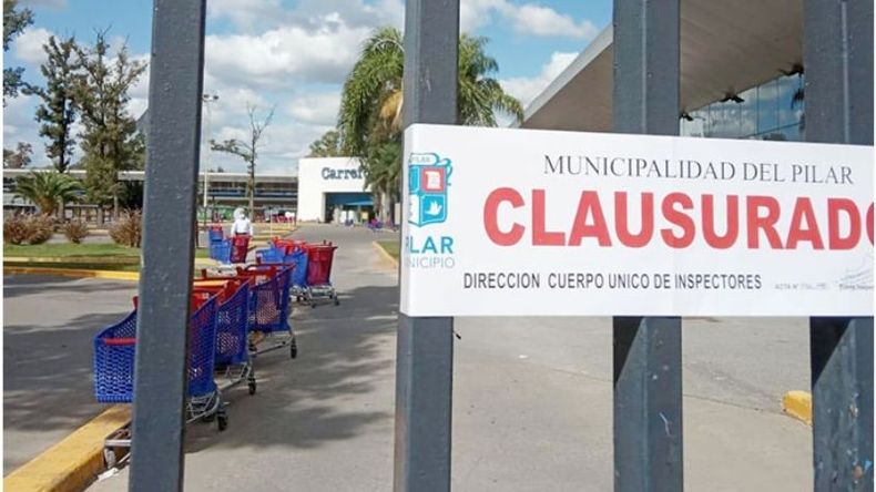 CLAUSURADO. Carrefour sigue con sus puertas cerradas..