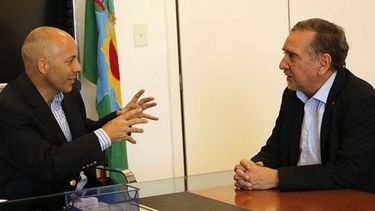 ENCUENTRO. El intendente recibió al secretario de Ciencia y Tecnología..