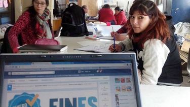 2.900 cursan hoy en Pilar el plan para finalizar sus estudios. .