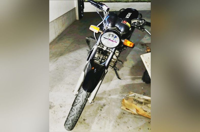 El motor de la moto correspondía a un rodado que había sido robado en septiembre del año pasado en Berazategui.&nbsp;