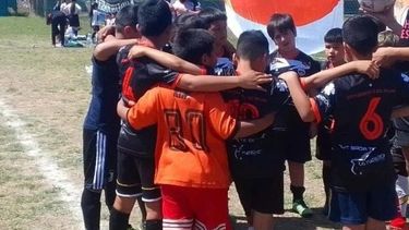 Estudiantes de Pilar funciona en el barrio Vicente López.