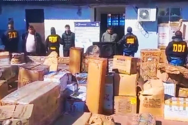 MUDANZA TRUNCA. Elementos recuperados en la casa de uno de los detenidos.