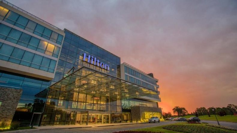 Varios de los invitados a la boda pasaron la noche en el Hotel Hilton de Pilar. .