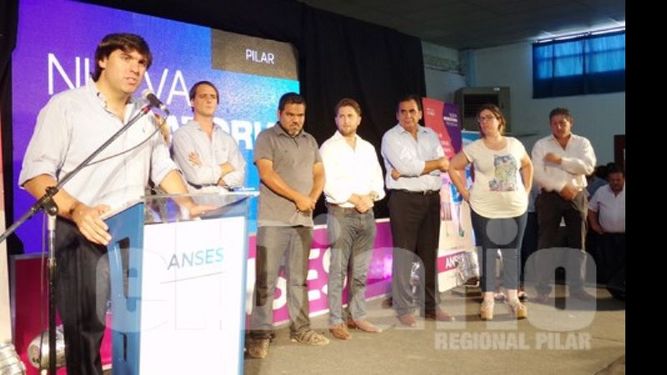Bossio reunió al kirchnerismo local, Laurent, Luna, Pérez, Molina, Portos y Gómez..