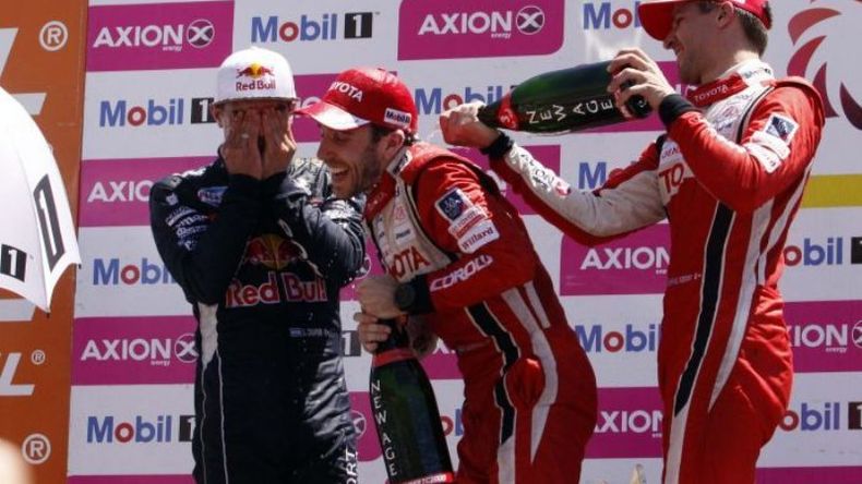 Chapur, Guerrieri y Rossi en el podio de San Juan..