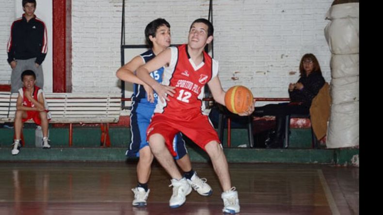 Gonzalo Lorge jugó en los triunfos Sub 13 y Sub 15..