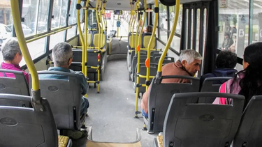 DUDAS. La provincia aún no dio a conocer el nuevo cuadro tarifario del transporte.