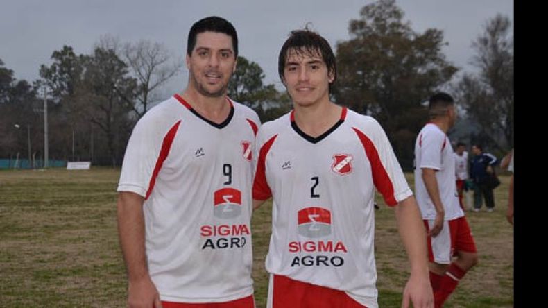 PUNTA A PUNTA. Souto y Folmer. Goleador y central, dos referentes del Rojo..